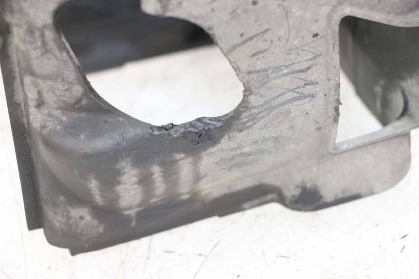 photo de TAPA DEL CILINDRO PIAGGIO ZIP 4T 50 (2018 - 2020) - Zoom estado de uso