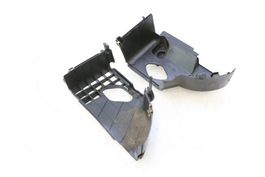 photo de TAPA DEL CILINDRO TNT MOTOR ROMA 10' 4T 50 (2007 - 2018) - Vista general del producto