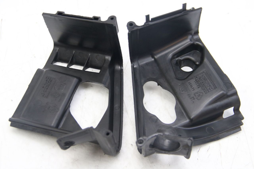 photo de TAPA DEL CILINDRO APRILIA SCARABEO 4T 50 (2009 - 2017) - Recambio usado revisado