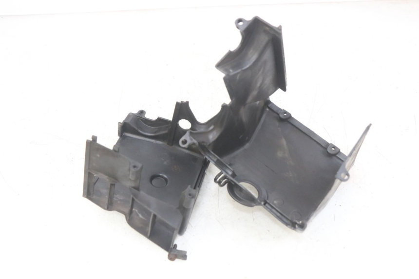 photo de TAPA DEL CILINDRO SYM SYMPHONY 125 (2009 - 2015) - Detalle de la pieza