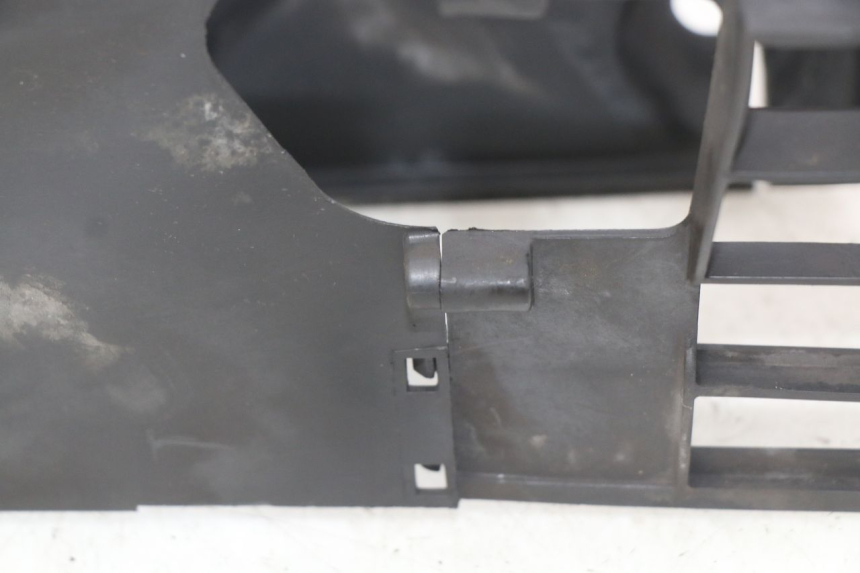 photo de TAPA DEL CILINDRO SYM SYMPHONY 125 (2009 - 2015) - Detalles de los puntos de fijación