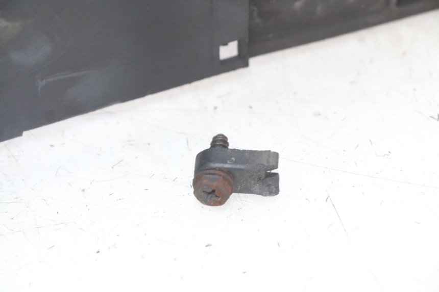 photo de TAPA DEL CILINDRO SYM SYMPHONY 125 (2009 - 2015) - Estado de la superficie y material