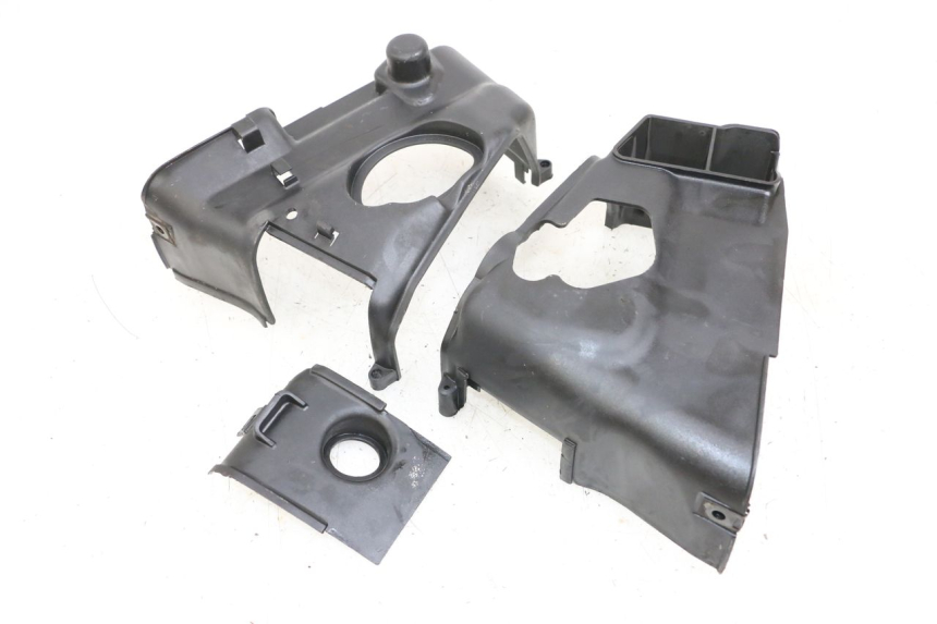 photo de TAPA DEL CILINDRO PIAGGIO VESPA LX 125 (2005 - 2010) - Primer plano técnico