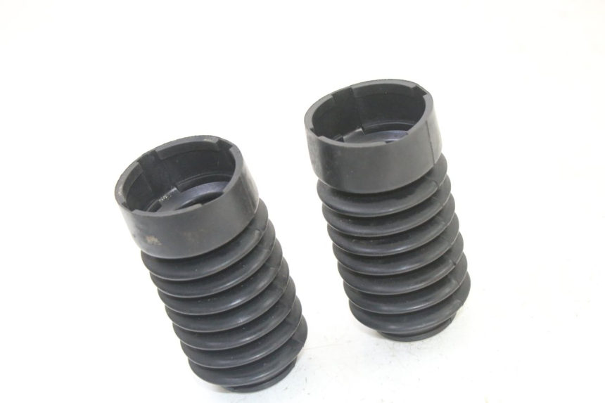 photo de TAPA DE HORQUILLA SYM FIDDLE 2 50 (2008 - 2013) - Otra perspectiva