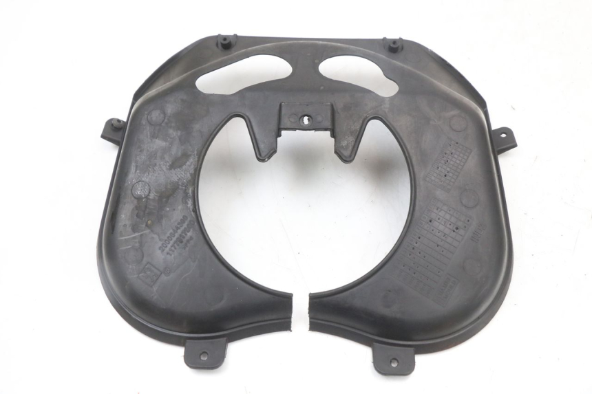 photo de TAPA DE HORQUILLA PEUGEOT KISBEE 4T 50 (2018 - 2022) - Otra perspectiva