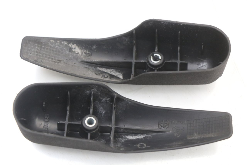 photo de CARENADO HORQUILLA PIAGGIO MP3 125 (2006 - 2014) - Detalle de la pieza