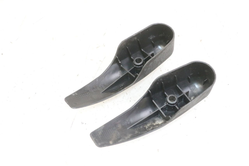 photo de CARENADO HORQUILLA PIAGGIO MP3 125 (2006 - 2014) - Detalle de la pieza