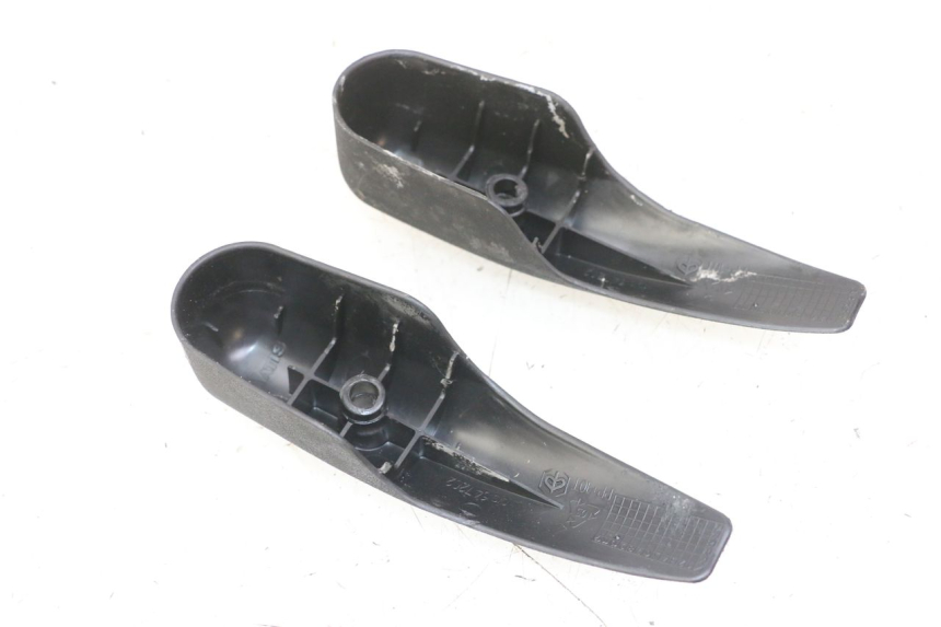 photo de CARENADO HORQUILLA PIAGGIO MP3 500 (2011 - 2015) - Detalle de la pieza