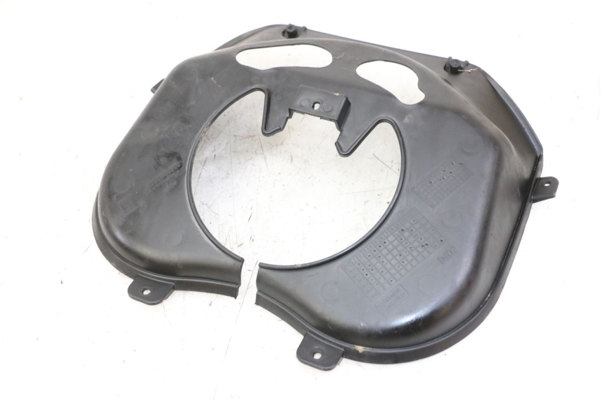 photo de TAPA DE HORQUILLA PEUGEOT KISBEE 4T 50 (2018 - 2022) - Detalle de la pieza