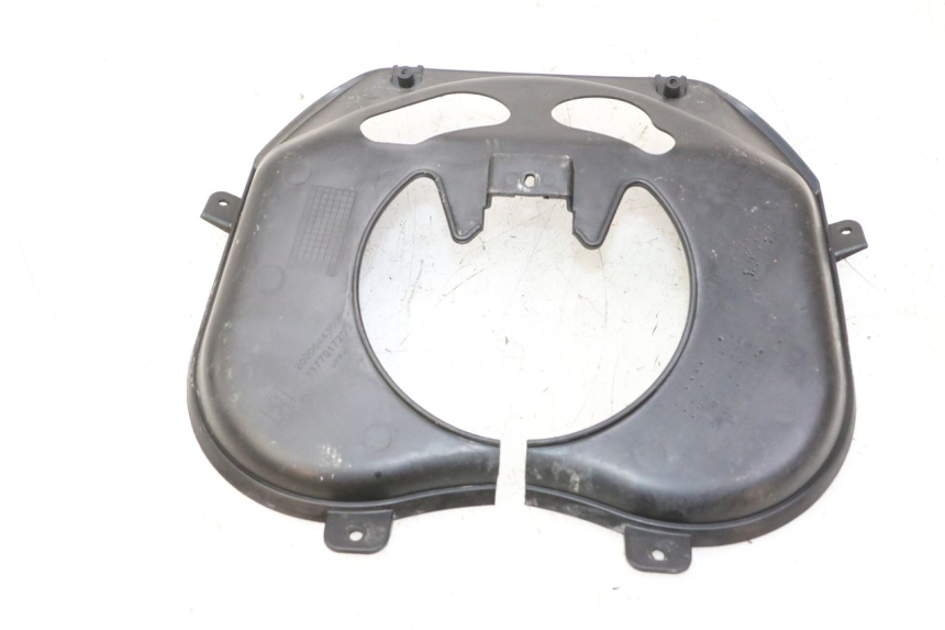 photo de CARENADO HORQUILLA PEUGEOT STREETZONE I NAKED 2T 50 (2018 - 2020) - Zoom estado de uso