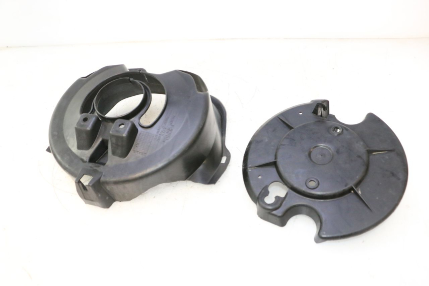 photo de TAPA DE HORQUILLA PEUGEOT TREKKER 50 (1995 - 2004) - Otra perspectiva