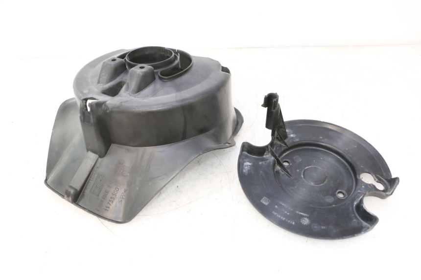 photo de TAPA DE HORQUILLA PEUGEOT TREKKER 50 (1995 - 2004) - Primer plano técnico
