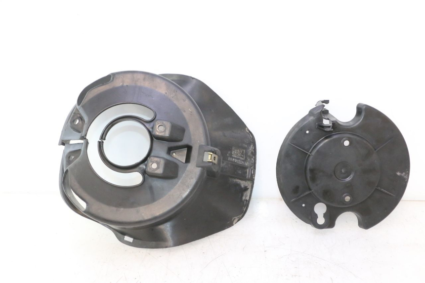 photo de TAPA DE HORQUILLA PEUGEOT TREKKER 50 (1995 - 2004) - Detalle de la pieza