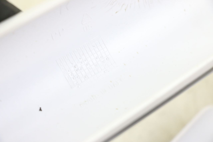 photo de CARENADO HORQUILLA VENT DERAPAGE 50 (2018 - 2023) - Zoom estado de uso