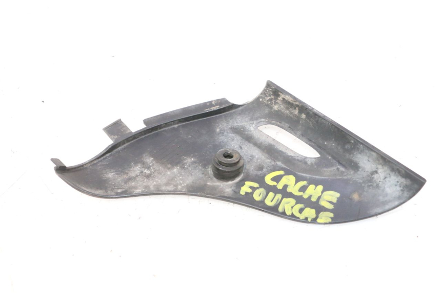 photo de CARENADO HORQUILLA PIAGGIO VESPA PRIMAVERA 2T 50 (2013 - 2018) - Detalle de la pieza