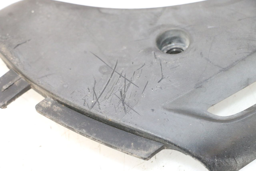 photo de CARENADO HORQUILLA PIAGGIO VESPA PRIMAVERA 2T 50 (2013 - 2018) - Primer plano técnico