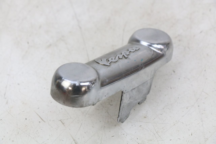 photo de TAPA DE HORQUILLA PIAGGIO VESPA S 2T 50 (2007 - 2014) - Detalle de la pieza