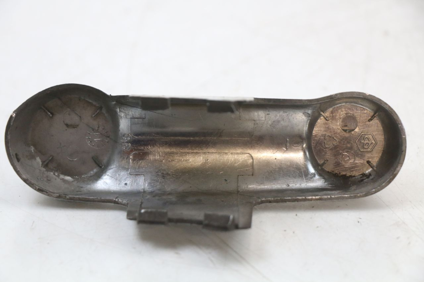 photo de TAPA DE HORQUILLA PIAGGIO VESPA S 2T 50 (2007 - 2014) - Zoom estado de uso