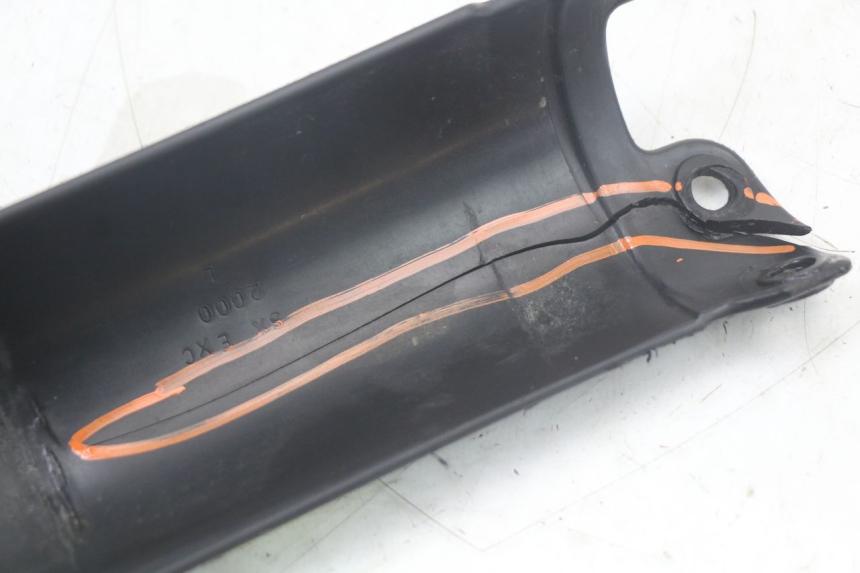 photo de TAPA DE HORQUILLA FANTIC XM PERFORMANCE 2T 50 (2021 - 2022) - Características distintivas