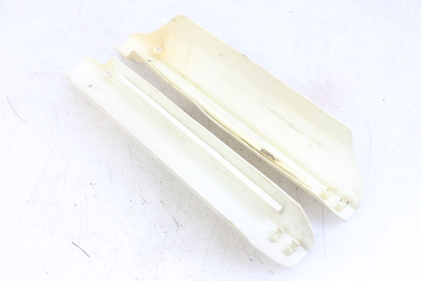 photo de CARENADO HORQUILLA HYOSUNG XRX 125 (2000 - 2008) - Zoom estado de uso