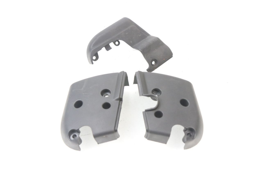 photo de TAPA BOMBA FRENO APRILIA ATLANTIC 125 (2003 - 2009) - Otra perspectiva