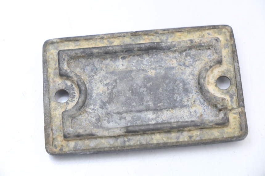 photo de TAPA BOMBA FRENO YAMAHA DTLC 125 (1982 - 1987) - Detalle de la pieza