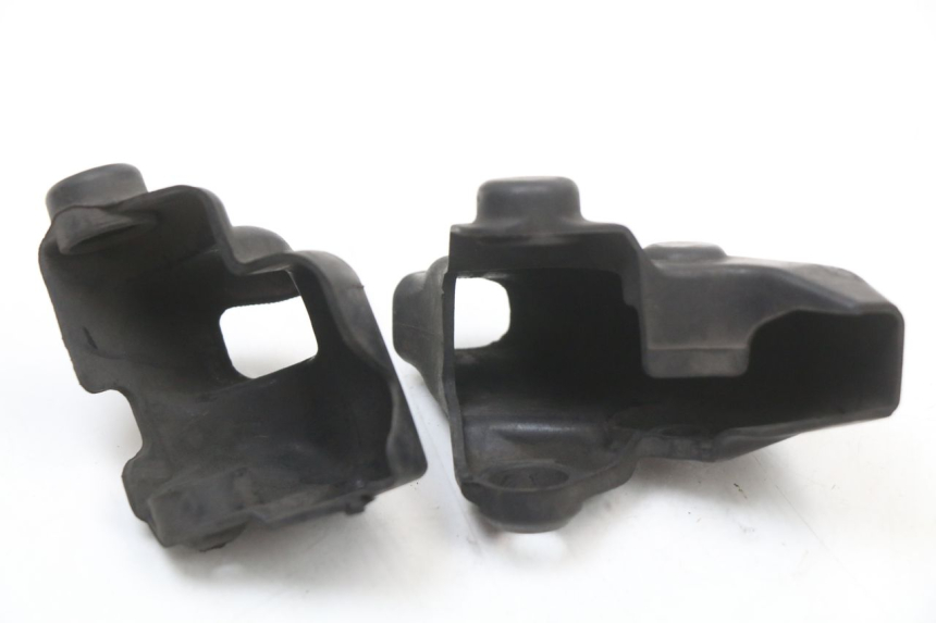 photo de TAPA BOMBA FRENO MBK MW TRYPTIK 125 (2014 - 2016) - Primer plano técnico