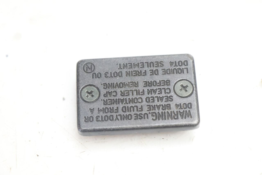 photo de TAPA BOMBA FRENO KEEWAY RY6 2T 50 (2011 - 2019) - Detalle de la pieza