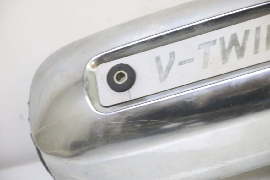 photo de TAPA MOTOR HYOSUNG GV AQUILA 125 (2000 - 2009) - Zoom estado de uso