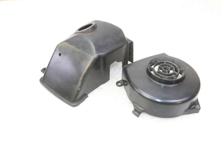 photo de TAPA MOTOR PEUGEOT CITYSTAR 50 (2013 - 2017) - Otra perspectiva