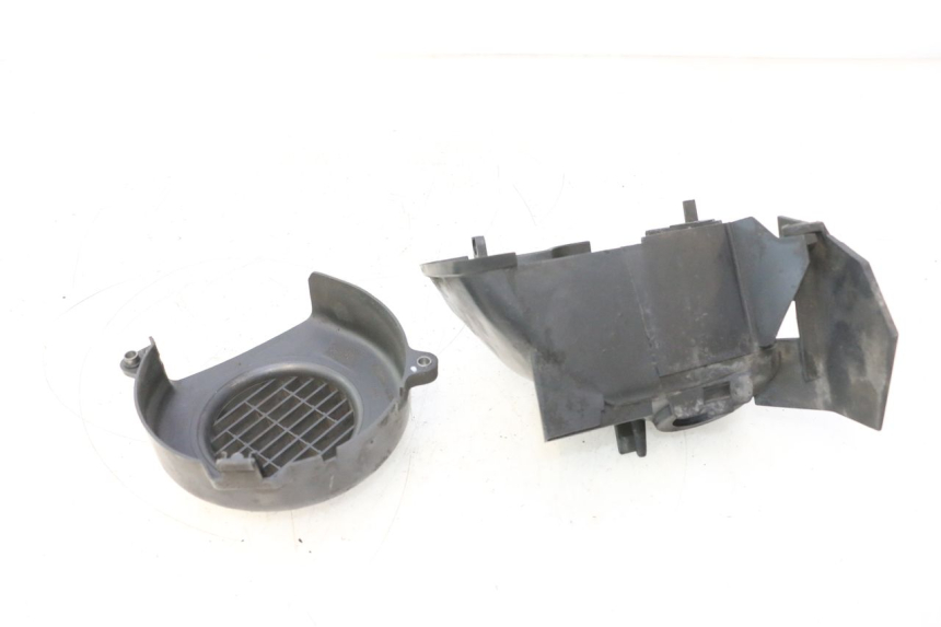 photo de TAPA MOTOR PEUGEOT ELYSTAR 50 (2002 - 2014) - Detalle de la pieza
