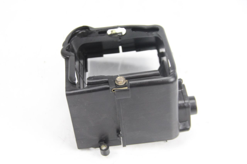 photo de TAPA MOTOR JM MOTORS F45i 4T 50 (2020 - 2023) - Detalles de los puntos de fijación