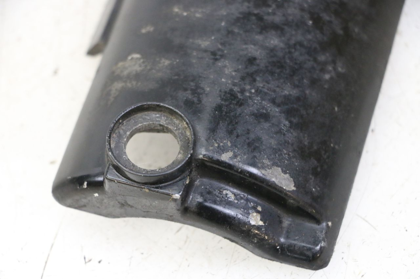 photo de CUBIERTA DEL MOTOR KAWASAKI ZR7 ZR-7 S 750 (1999 - 2004) - Detalle de la pieza
