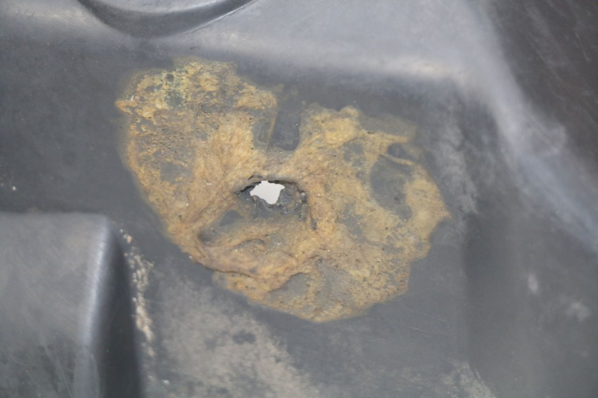 photo de CáRTER DEL MOTOR PEUGEOT KISBEE 2T 50 (2010 - 2017) - Características distintivas