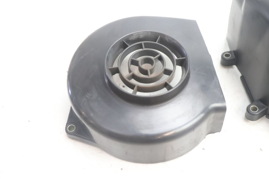 photo de CáRTER DEL MOTOR PEUGEOT KISBEE 2T 50 (2010 - 2017) - Detalle de la pieza