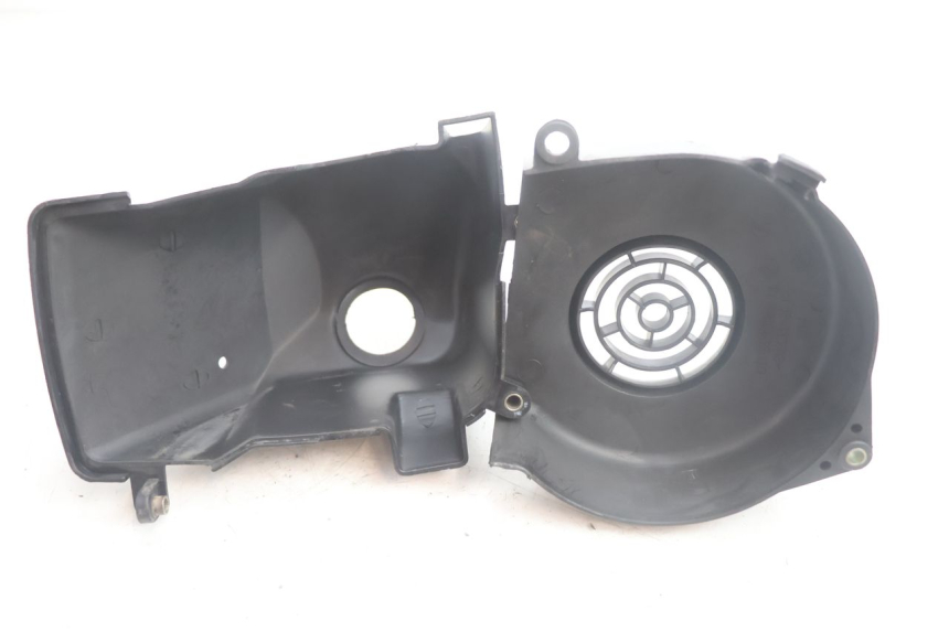 photo de CáRTER DEL MOTOR PEUGEOT KISBEE 2T 50 (2010 - 2017) - Detalles de los puntos de fijación