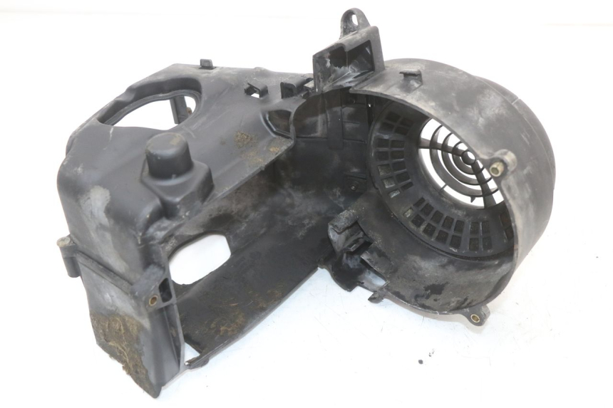 photo de TAPA MOTOR RENAULT KOURANOS 125 (2001 - 2004) - Primer plano técnico