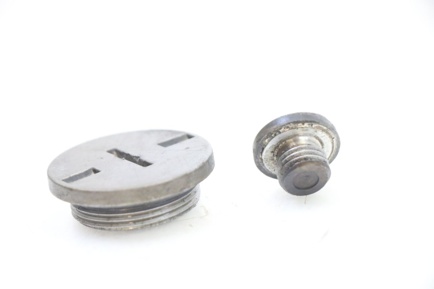 photo de TAPA MOTOR KAWASAKI KX F KXF 450 (2009 - 2011) - Detalle de la pieza