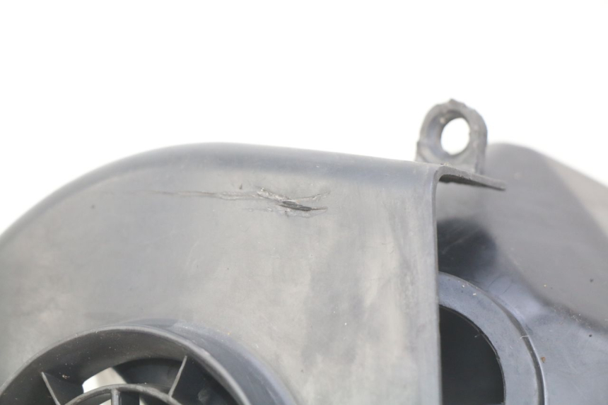 photo de CUBIERTA DEL MOTOR PEUGEOT LUDIX 50 (2008 - 2017) - Detalle de la pieza