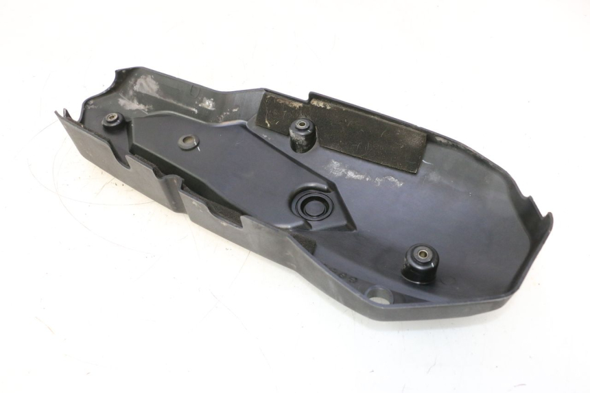 photo de TAPA MOTOR KYMCO MOVIE S 125 (2009 - 2018) - Detalle de la pieza