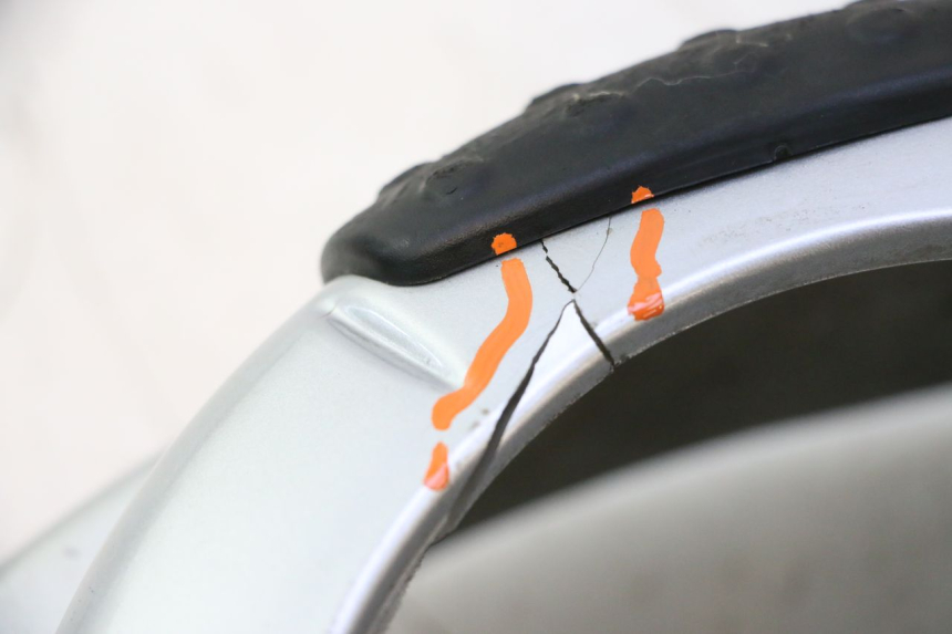 photo de TAPA DE MOTOR PIAGGIO MP3 LT 400 (2007 - 2012) - Otra vista del artículo