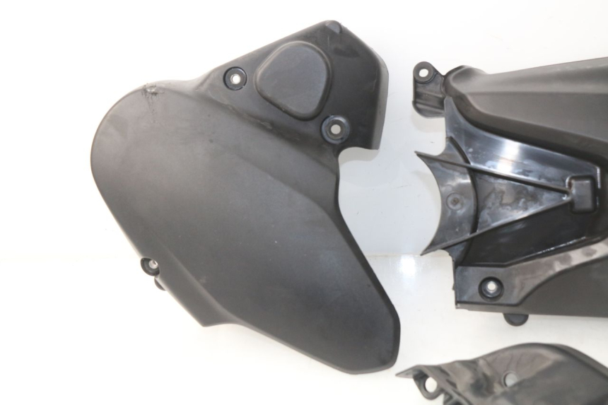 photo de TAPA MOTOR HONDA NSS EX FORZA 250 (2005 - 2013) - Estado de la superficie y material