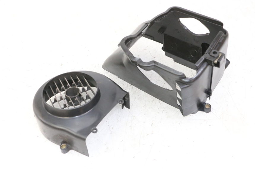 photo de TAPA DE MOTOR PEUGEOT KISBEE 4T 50 (2010 - 2017) - Vista principal