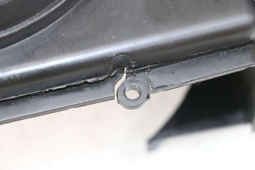 photo de TAPA MOTOR PEUGEOT VIVACITY 125 (2010 - 2017) - Detalle de la pieza