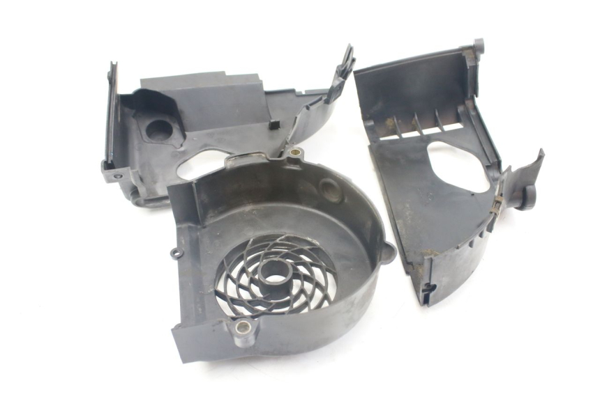 photo de TAPA DE MOTOR TNT MOTOR ROMA 10' 4T 50 (2019 - 2022) - Primer plano técnico