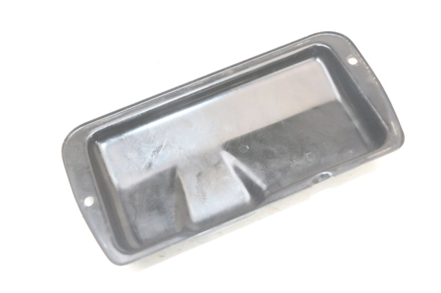 photo de TAPA MOTOR SUZUKI GS F 500 (2004 - 2007) - Otra perspectiva