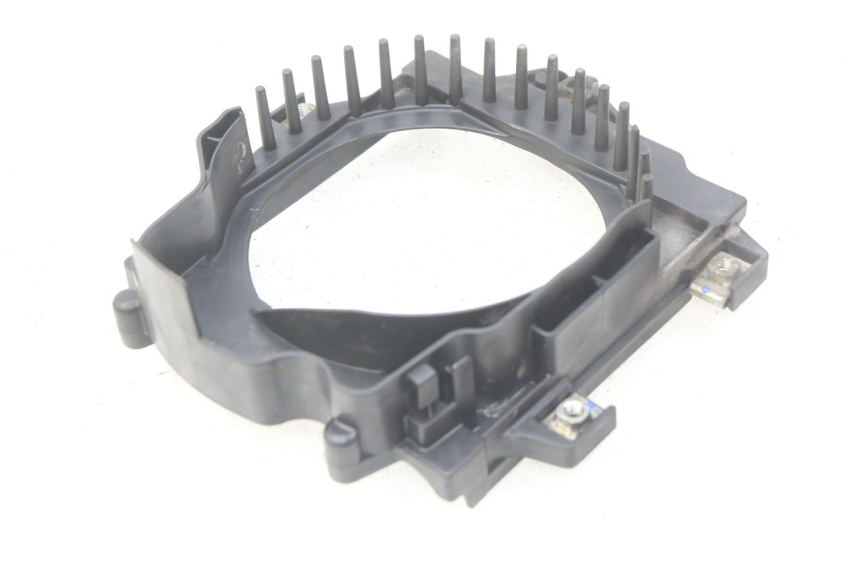 photo de CáRTER DEL MOTOR PIAGGIO VESPA GTS IGET ABS 125 (2017 - 2023) - Otra perspectiva