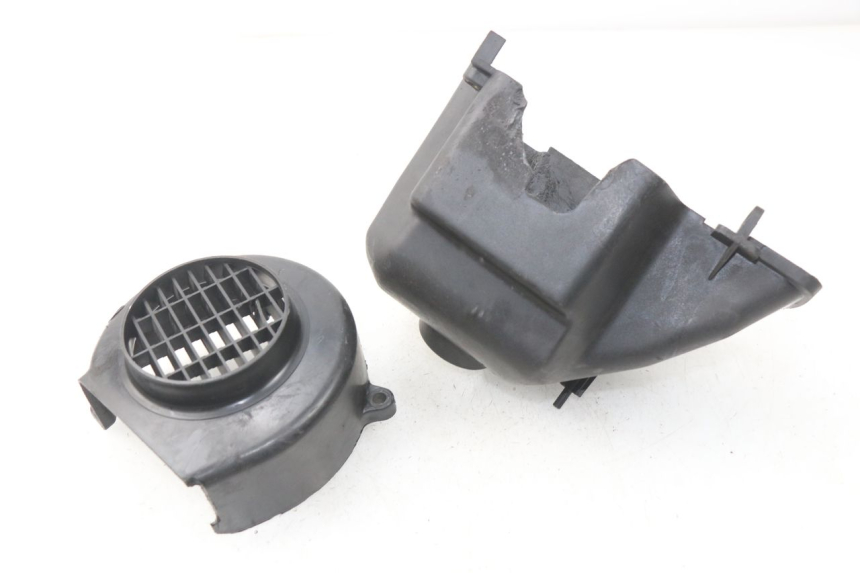 photo de TAPA MOTOR PEUGEOT VIVACITY 100 (1999 - 2008) - Zoom estado de uso