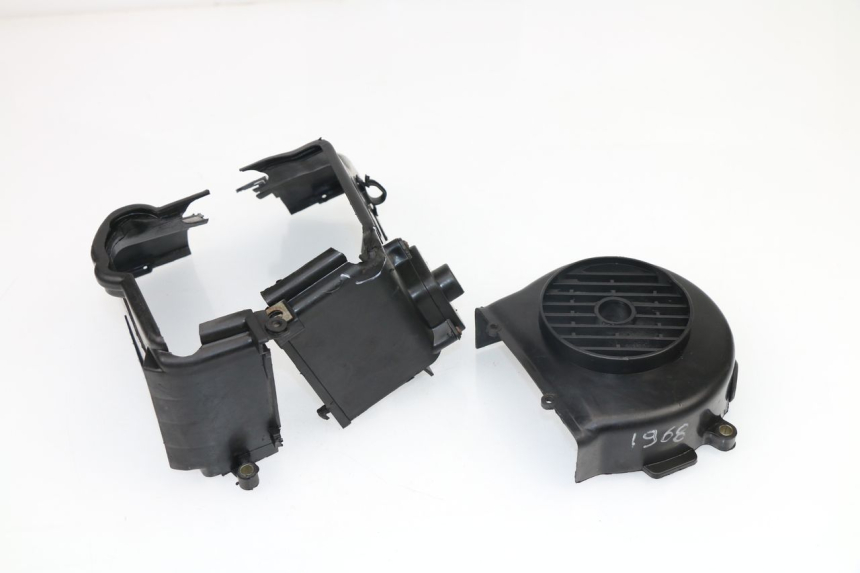 photo de TAPA MOTOR ROADSIGN WALLABY 50 (2009 - 2014) - Detalle de la pieza