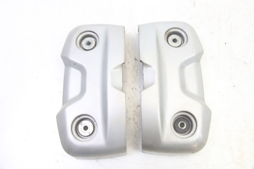 photo de TAPA MOTOR HONDA XLV VARADERO 125 (2000 - 2006) - Primer plano técnico